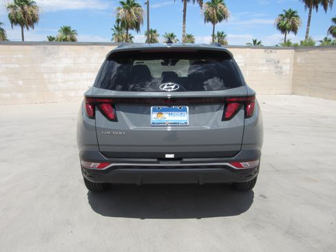 Used 2024 Hyundai Tucson SEL FWD image 7