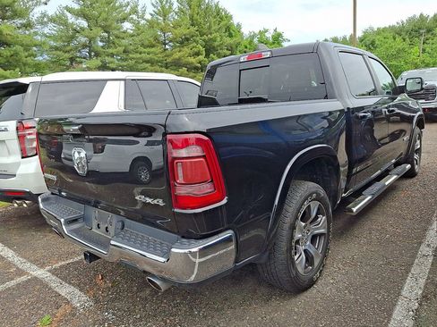Used 2019 RAM 1500 Laramie AWD/4WD image 4