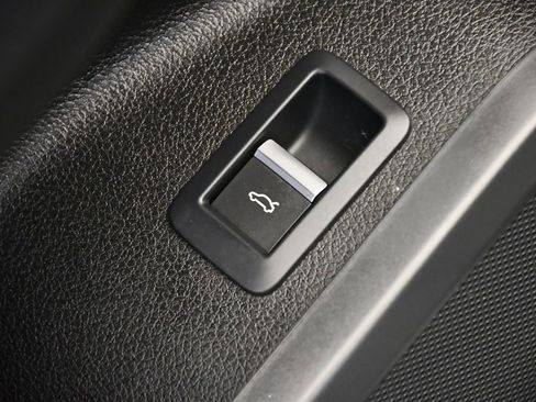 Certified 2023 Audi Q5 2.0T Premium w/ Convenience Package image 37