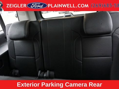 Used 2019 GMC Yukon XL SLT w/ Graphite Performance Edition AWD/4WD image 13