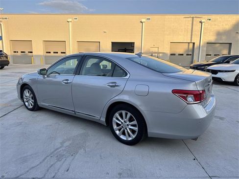 Used 2010 Lexus ES 350 image 5