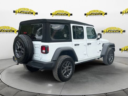 Used 2024 Jeep Wrangler Unlimited Sport AWD/4WD image 5