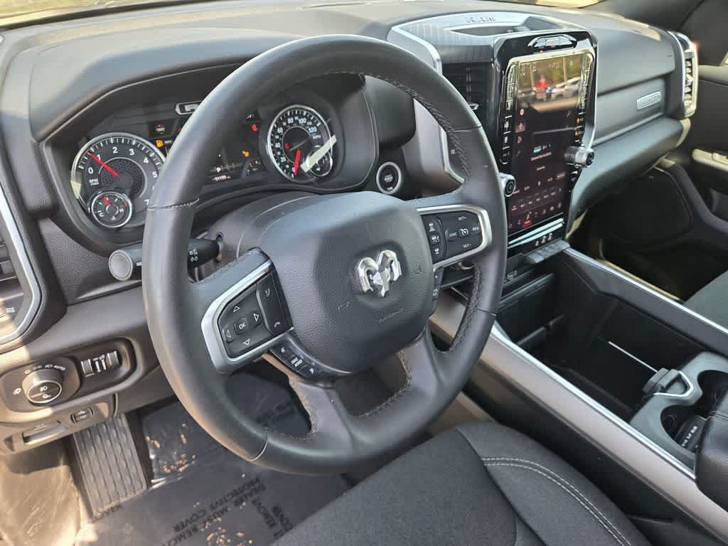 Used 2025 RAM 1500 Big Horn AWD/4WD image 10