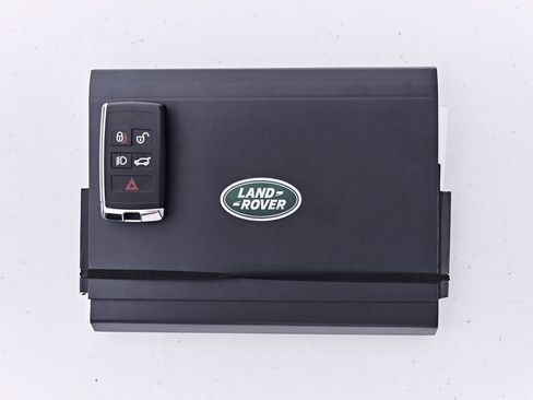 Used 2025 Land Rover Range Rover SE AWD/4WD image 82