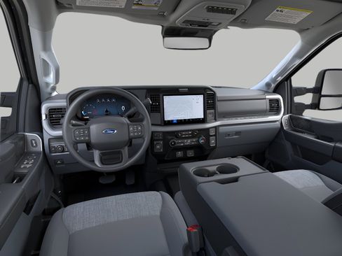 New 2026 Ford F250 XLT w/ XLT Premium Package AWD/4WD image 9