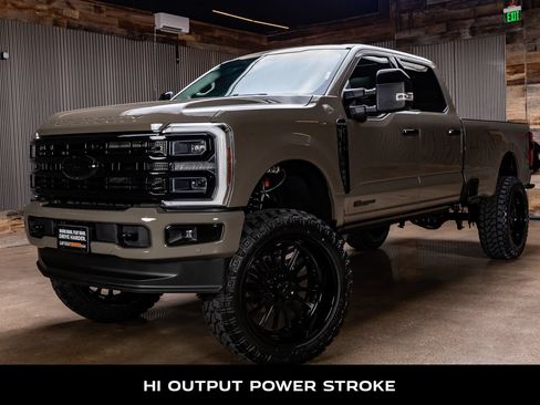 Used 2026 Ford F350 Platinum w/ Platinum Plus Package AWD/4WD image 5
