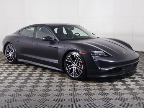 Used 2023 Porsche Taycan 4S AWD/4WD image 2