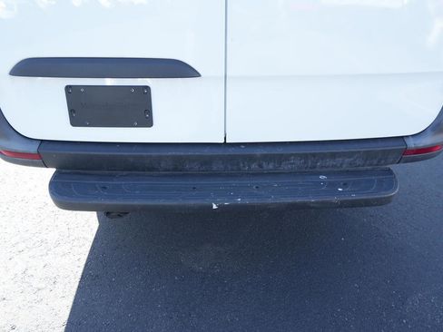 Used 2023 Mercedes-Benz Sprinter 2500 image 17