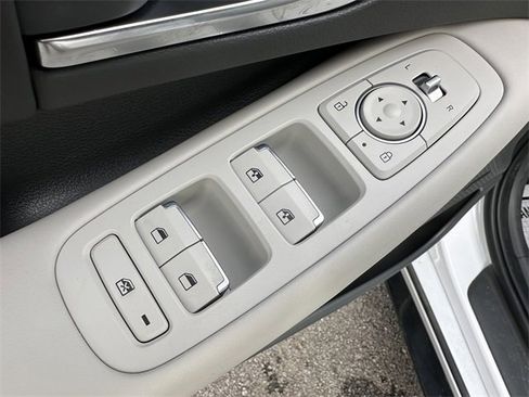 Used 2023 Hyundai Sonata SEL w/ Cargo Package image 33