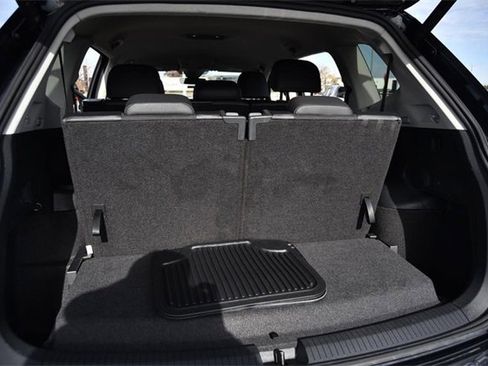 Certified 2024 Volkswagen Tiguan Wolfsburg Edition image 25