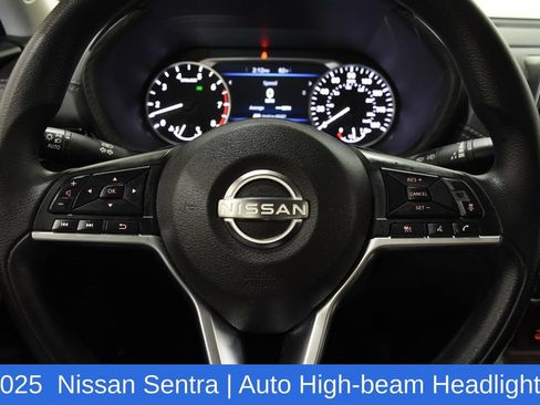Used 2025 Nissan Sentra SV FWD image 11