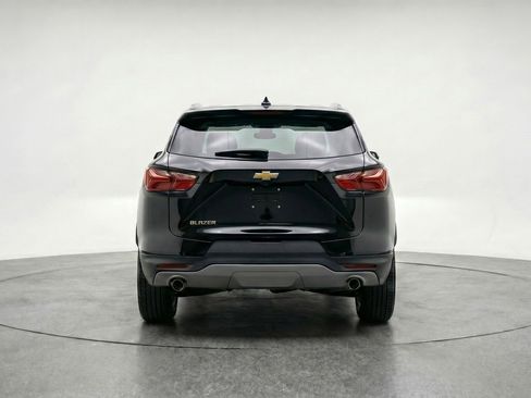 Used 2025 Chevrolet Blazer LT FWD image 7