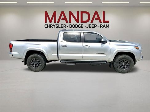 Used 2023 Toyota Tacoma SR5 RWD image 5