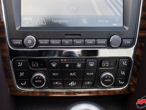 Used 2015 Bentley Continental GT image 16