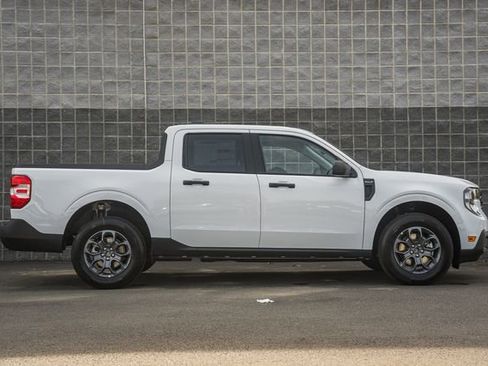 New 2026 Ford Maverick XLT w/ Equipment Group 301A AWD/4WD image 4