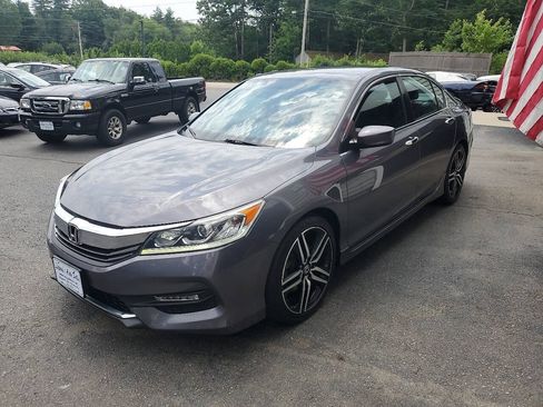 Used 2016 Honda Accord Sport image 4