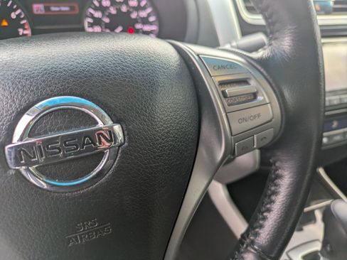 Used 2014 Nissan Altima 2.5 SV image 15
