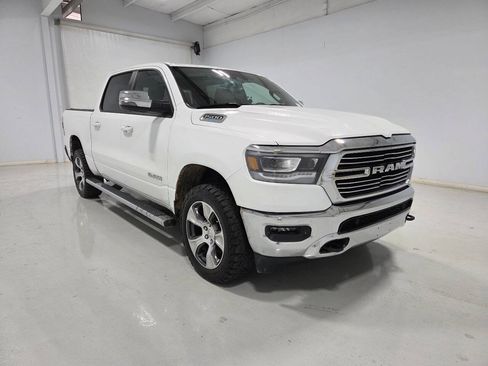Used 2023 RAM 1500 Laramie AWD/4WD image 10
