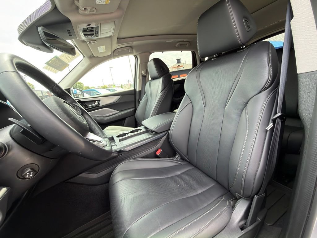 Certified 2026 Acura MDX w/ Technology Package FWD image 14