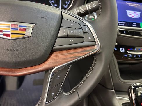 New 2025 Cadillac XT5 Premium Luxury w/ LPO, Floor Liner Package image 30