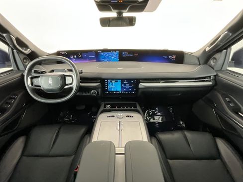 Used 2025 Lincoln Navigator Reserve w/ Jet Appearance Package AWD/4WD image 10