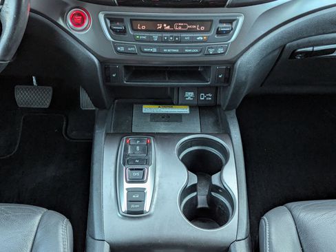 Used 2022 Honda Pilot Special Edition image 19