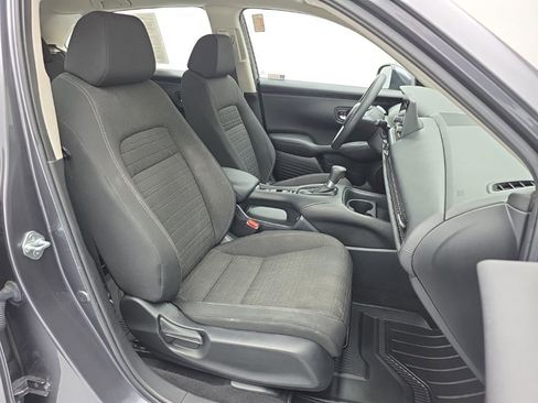 Used 2023 Honda HR-V LX image 41