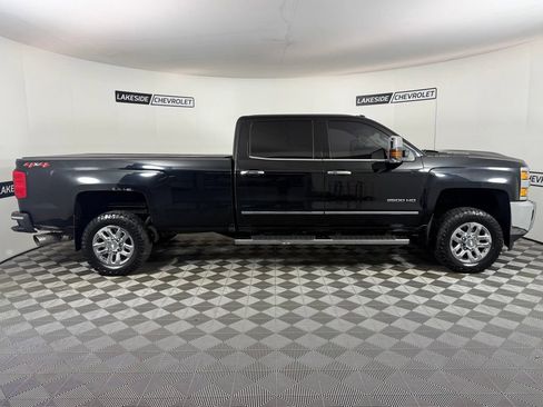 Used 2018 Chevrolet Silverado 2500 LTZ w/ Duramax Plus Package AWD/4WD image 7
