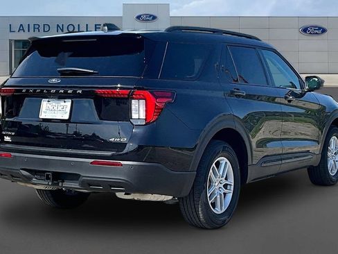 New 2026 Ford Explorer Active AWD/4WD image 5