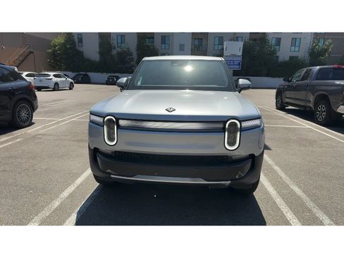 Used 2026 Rivian R1T Adventure AWD/4WD image 3