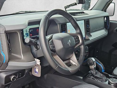 Used 2024 Ford Bronco Black Diamond image 10