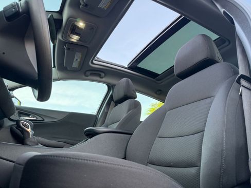 Used 2024 Chevrolet Malibu LT image 30