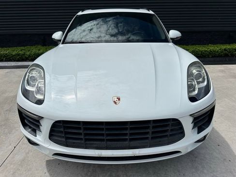 Certified 2018 Porsche Macan w/ Premium Package Plus AWD/4WD image 9