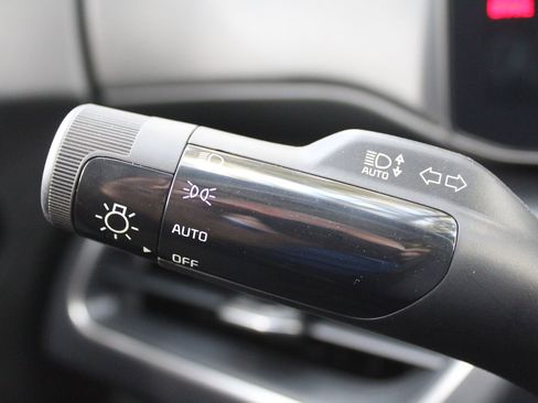 New 2026 Kia K4 LXS image 25