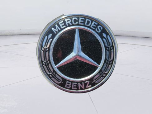 Used 2020 Mercedes-Benz GLB 250 image 9
