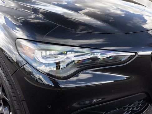 Used 2024 Alfa Romeo Stelvio Veloce image 16