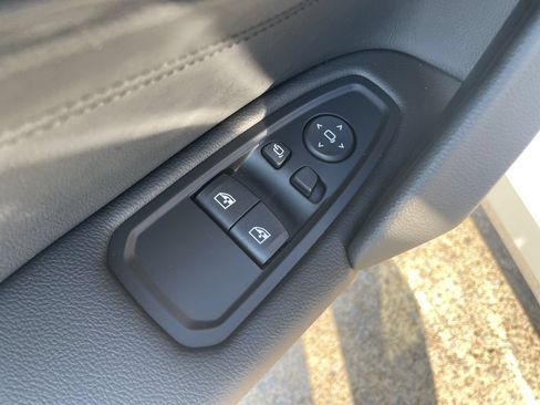 Used 2024 BMW Z4 sDrive30i w/ Convenience Package RWD image 10