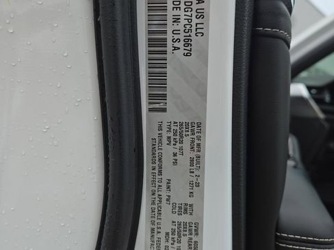 Used 2023 Jeep Grand Cherokee Overland w/ Luxury Tech Group IV image 34