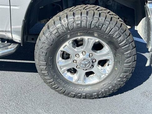 Used 2024 RAM 2500 Big Horn image 26