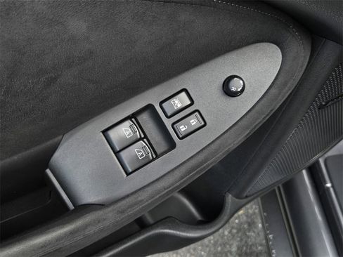 Used 2020 Nissan 370Z Touring Sport image 15