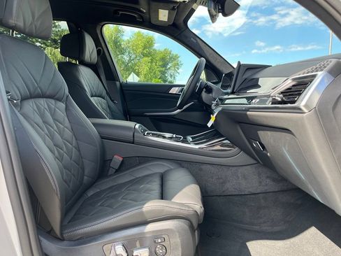 Used 2027 BMW X7 xDrive40i w/ M Sport Package AWD/4WD image 29