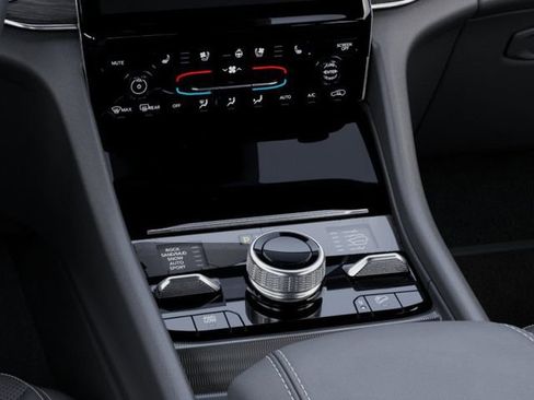 New 2025 Jeep Grand Cherokee L Overland AWD/4WD image 24