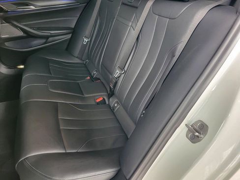 Used 2022 BMW M5 Base w/ Executive Package image 11