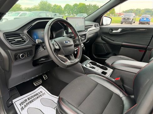 Used 2023 Ford Escape ST-Line w/ Tech Pack #1 FWD image 15