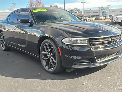 Used 2020 Dodge Charger SXT w/ Blacktop Package