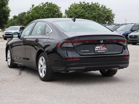Used 2025 Honda Accord LX image 11