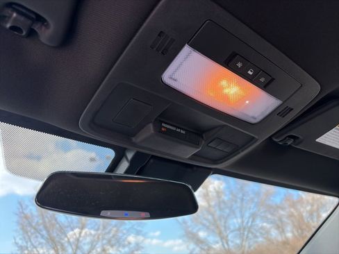 Used 2014 Chevrolet Camaro SS w/ SS Performance Package image 18