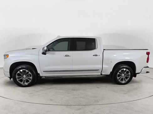 Used 2025 Chevrolet Silverado 1500 High Country w/ Technology Package AWD/4WD image 8