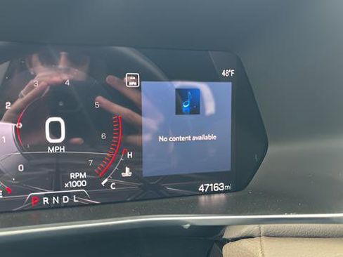 Used 2024 GMC Canyon Denali AWD/4WD image 16