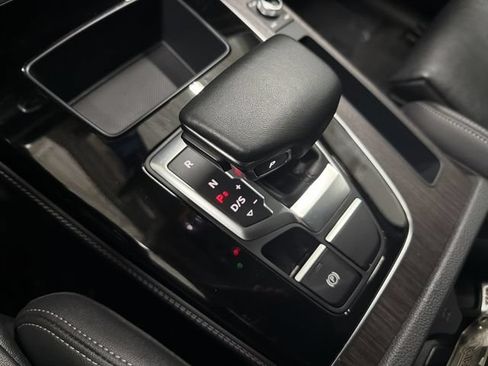 Used 2024 Audi Q5 2.0T Premium Plus AWD/4WD image 31